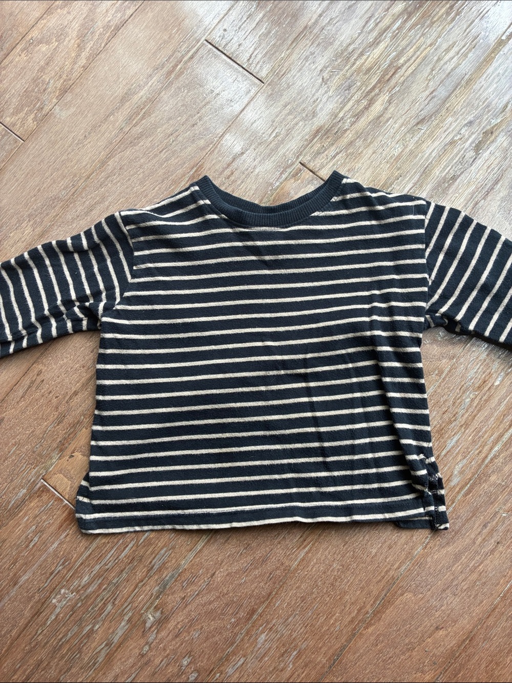 Zara Black and Cream Striped Long-Sleeve Tee